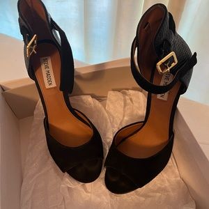 Steve Madden Step out shoes